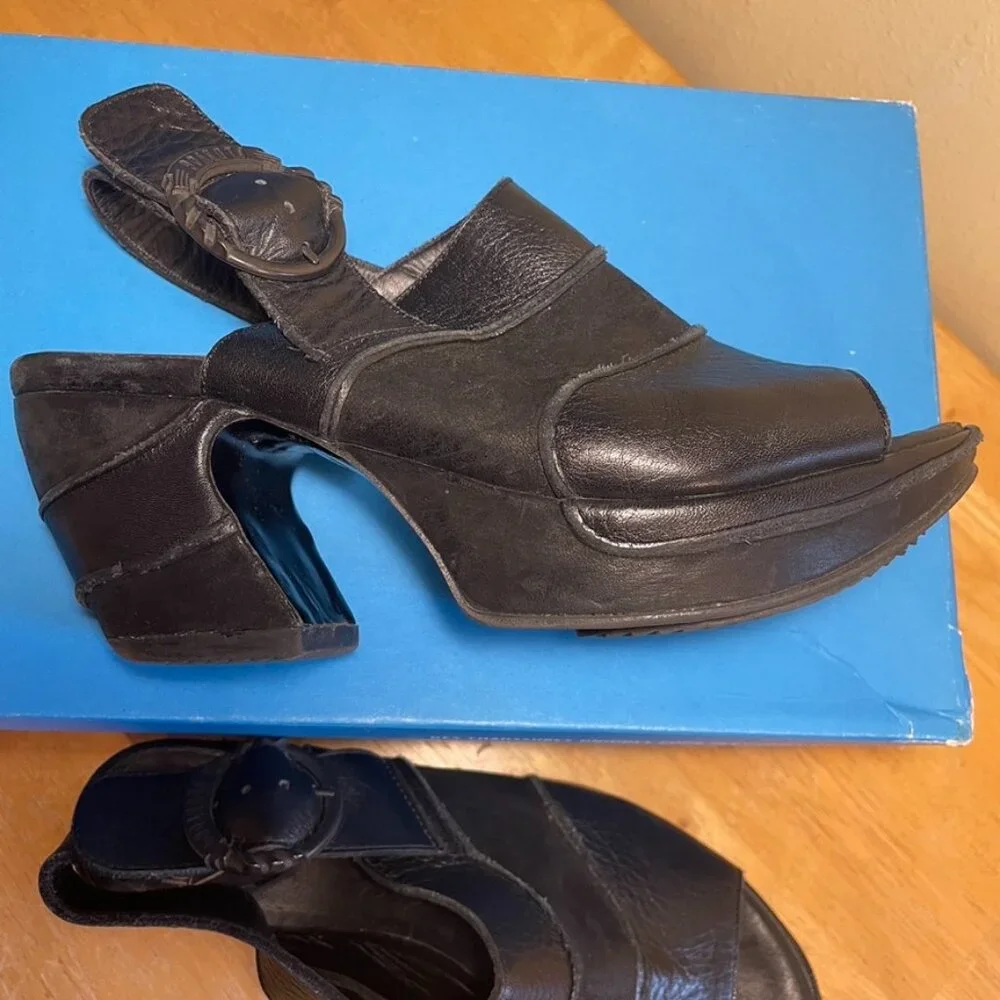 Fluevog Prepare Advisors - Picture 3 of 10